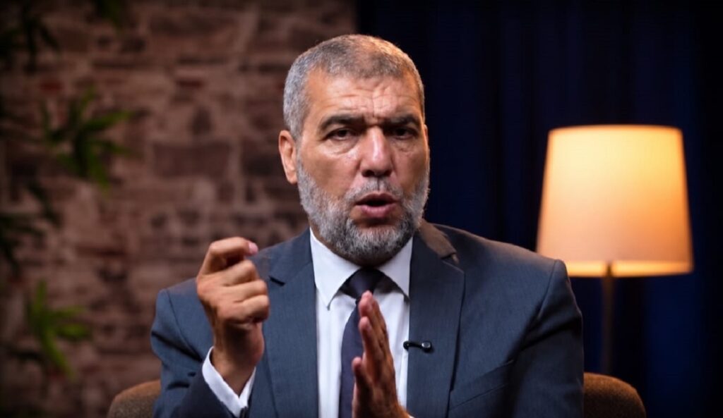 بنهادي خلال حديثه عن الانتخابات والعزوف ودور الأعيان في المشهد السياسي المغربي